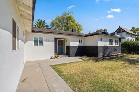 510 Visalia Street St, Hanford, CA 93230