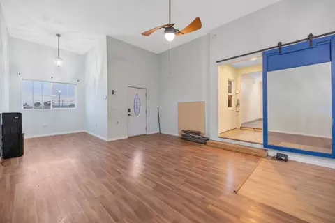 Living - 930 W Iona Ave, Lemoore, CA 93245 photo 3 of 4
