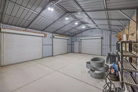 Other - 930 W Iona Ave, Lemoore, CA 93245 photo 2 of 8
