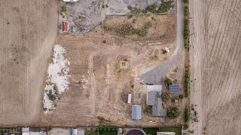 View/Area - 930 W Iona Ave, Lemoore, CA 93245 photo 1 of 5