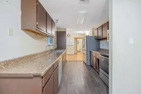 Kitchen - 930 W Iona Ave, Lemoore, CA 93245 photo 1 of 3