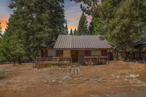 83669 Willow Ln, Wilsonia, CA 93633
