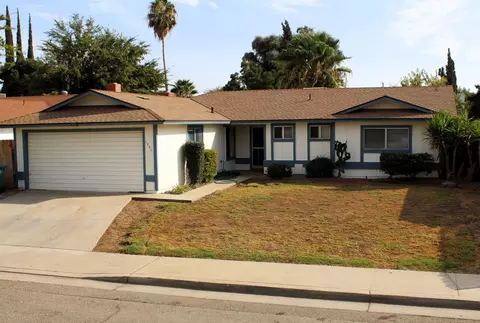 1771 W Aurora Ct, Porterville, CA 93257