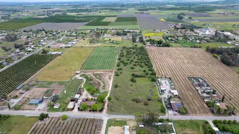 Ave 92, Terra Bella, CA 93270