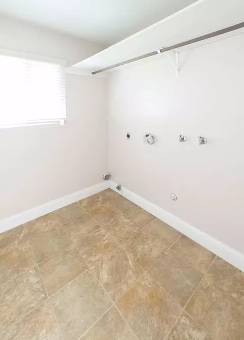 3116 W Beech Ave, Visalia, CA 93277 photo 10