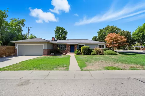 1315 S Conyer St, Visalia, CA 93277