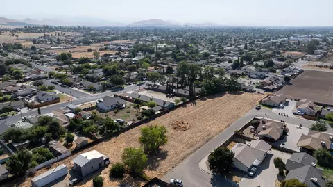 0 N Wisconsin St, Porterville, CA 93257