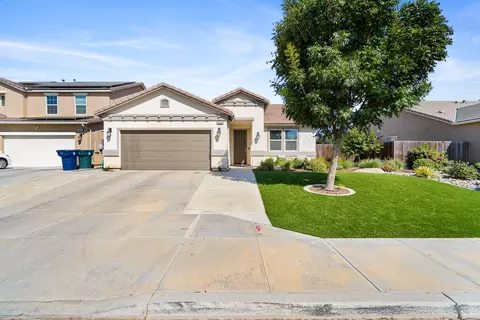 3054 Rudder Ave, Tulare, CA 93274