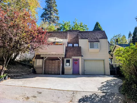22815 Alder Ln, Crestline, CA 92325