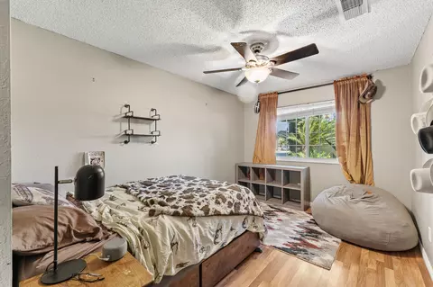 Bedroom - 1687 Kaweah Dr, Tulare, CA 93274 photo 1 of 4