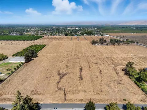 Ave 320, Ivanhoe, CA 93235 photo 6