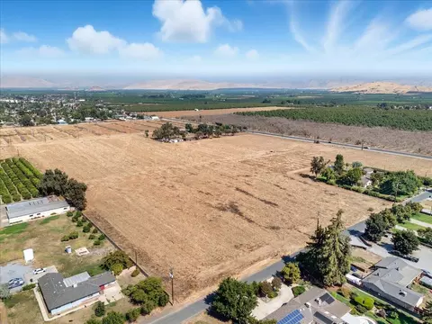 Ave 320, Ivanhoe, CA 93235 photo 5