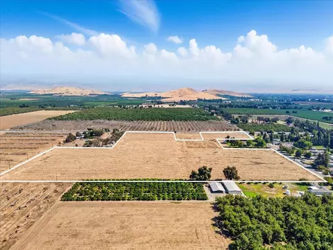 Ave 320, Ivanhoe, CA 93235 photo 13