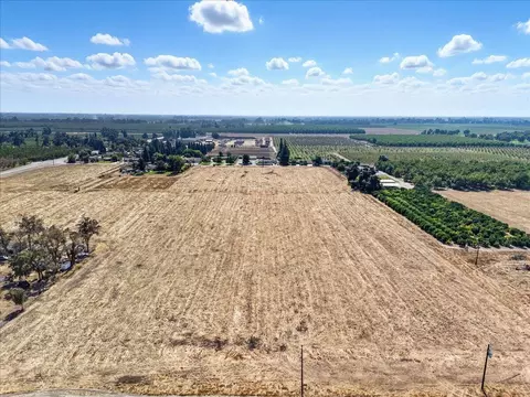 Ave 320, Ivanhoe, CA 93235 photo 4