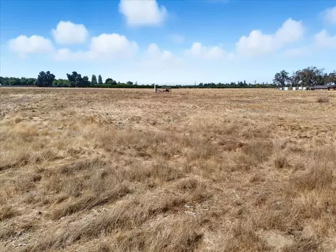 Ave 320, Ivanhoe, CA 93235 photo 12