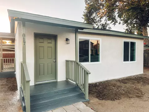 817 N Jacob St, Visalia, CA 93291