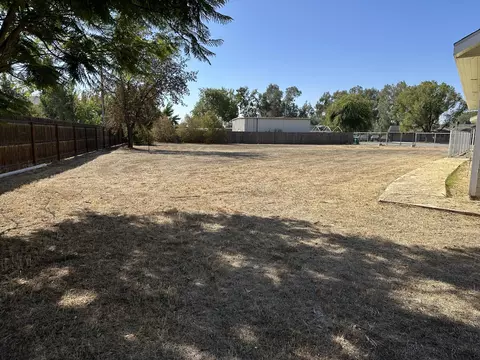 Exterior - 2535 W Visalia Rd #B, Exeter, CA 93221 photo 17 of 20