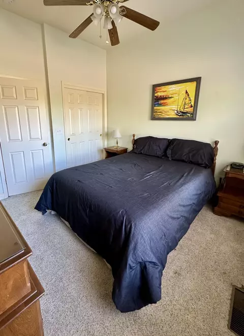 Bedroom - 2535 W Visalia Rd #B, Exeter, CA 93221 photo 4 of 4