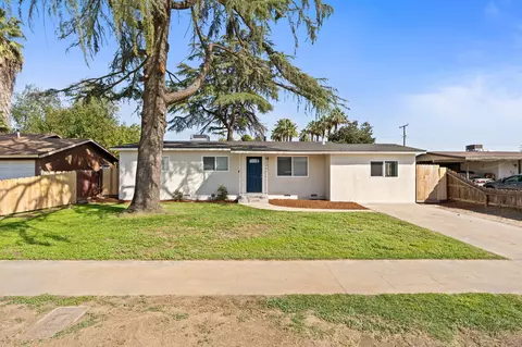 800 N D St, Tulare, CA 93274