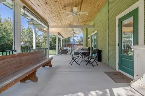 Exterior - 224 N E St, Exeter, CA 93221 photo 11 of 24