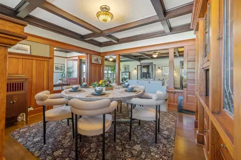 Dining - 224 N E St, Exeter, CA 93221 photo 4 of 8