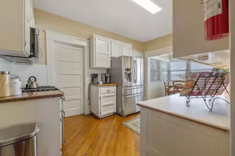 Entry Way - 224 N E St, Exeter, CA 93221 photo 6 of 24