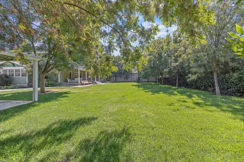 Exterior - 224 N E St, Exeter, CA 93221 photo 20 of 24