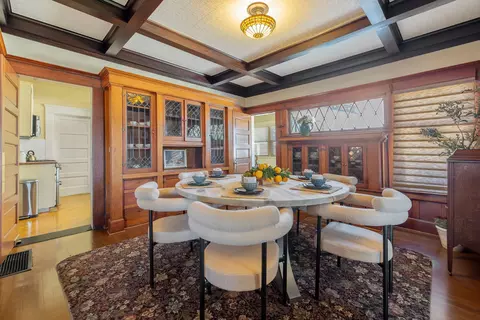 Dining - 224 N E St, Exeter, CA 93221 photo 6 of 8