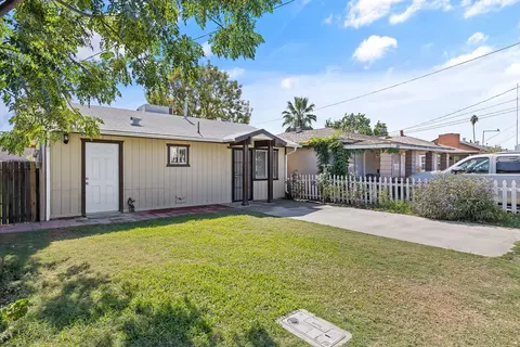 13919 Highway Ave, Armona, CA 93202