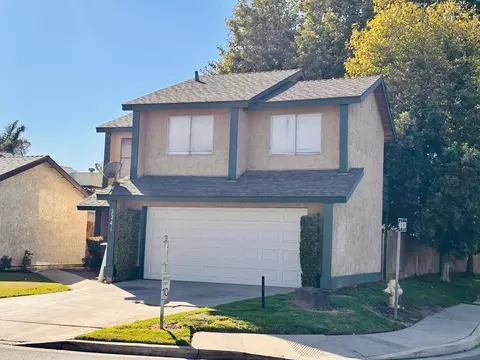 2241 N Edison St, Visalia, CA 93292