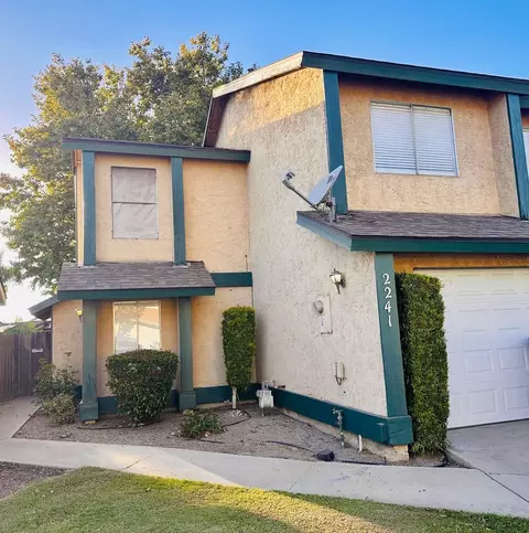 Exterior - 2241 N Edison St, Visalia, CA 93292 photo 4 of 7