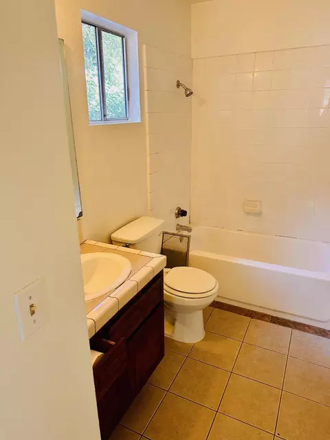 Bath - 2241 N Edison St, Visalia, CA 93292 photo 2 of 2