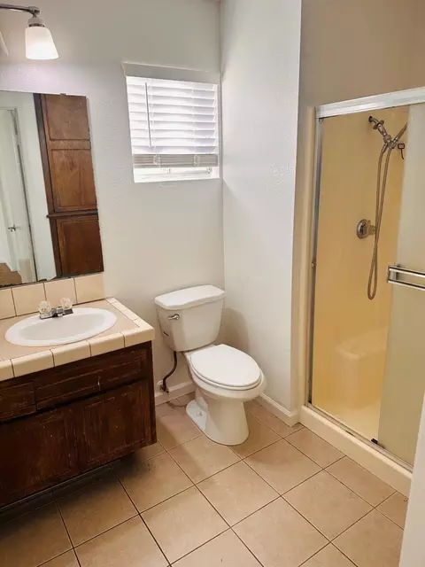 Bath - 2241 N Edison St, Visalia, CA 93292 photo 1 of 2