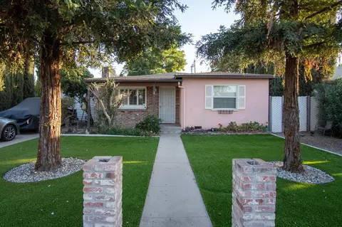 2945 E College Ave, Visalia, CA 93292