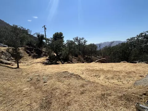 Oak Grove Drive, Three Rivers, CA 93271 photo 6