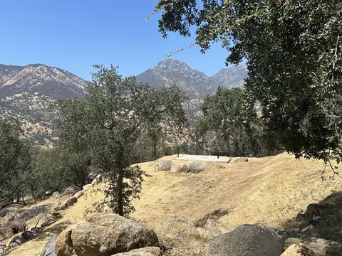 Oak Grove Drive, Three Rivers, CA 93271 photo 12
