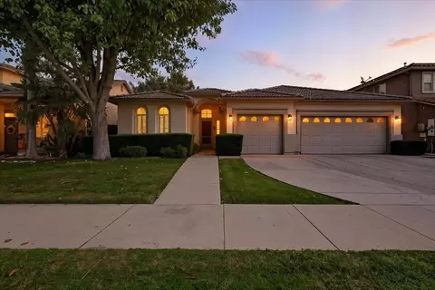 144 E Reese Ave, Visalia, CA 93277