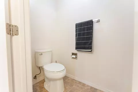 Bath - 1145 E Ferguson Ave, Visalia, CA 93292 photo 3 of 5