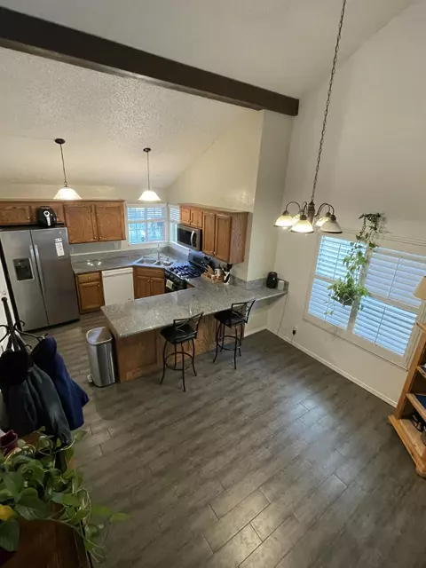 Kitchen - 1145 E Ferguson Ave, Visalia, CA 93292 photo 6 of 6