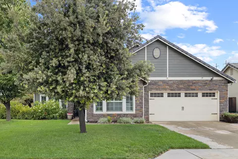 1708 S Arroyo St, Visalia, CA 93292