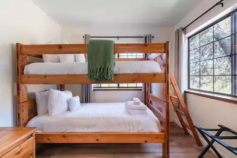 Bedroom - 41045 E Mynatt Dr, Three Rivers, CA 93271 photo 5 of 6