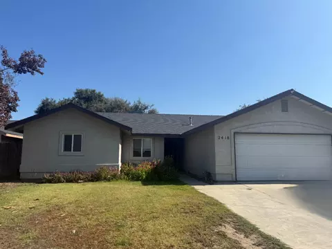 2418 N Jacob Ct, Visalia, CA 93291