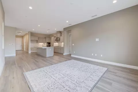 2190 NW Mitchell St, Hanford, CA 93230 photo 12