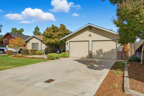 Exterior - 1946 E Harvard Ct, Visalia, CA 93292 photo 3 of 9