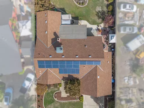 View/Area - 1946 E Harvard Ct, Visalia, CA 93292 photo 3 of 7