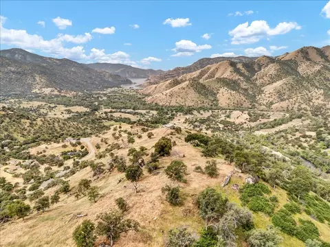 Black Oak Drive, Three Rivers, CA 93271 photo 11