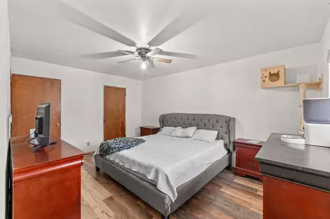 Bedroom - 510 S Quince Ave, Exeter, CA 93221 photo 4 of 5