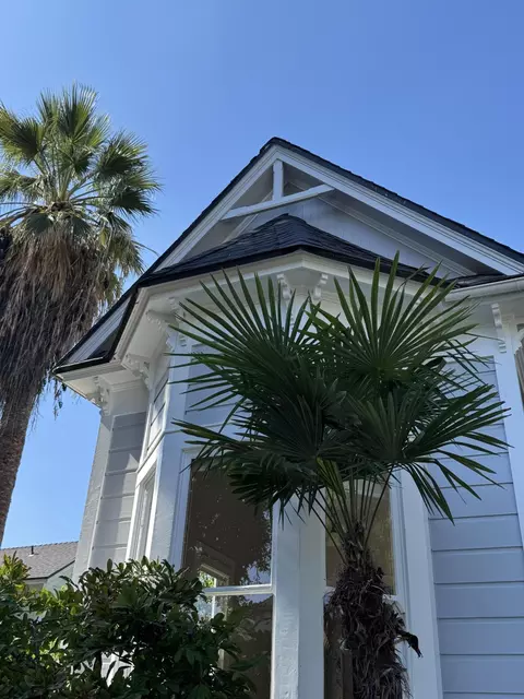 Exterior - 523 N Locust St, Visalia, CA 93291 photo 5 of 27