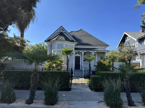 Exterior - 523 N Locust St, Visalia, CA 93291 photo 23 of 27