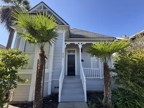 Exterior - 523 N Locust St, Visalia, CA 93291 photo 6 of 27